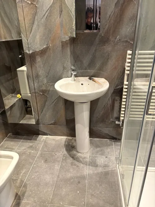 Basin installation