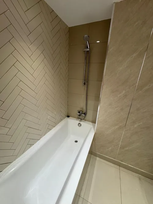 Bath and shower installation